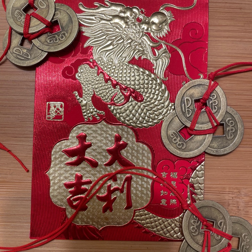 Chinese New Year Red Lucky Money Envelope 3 Feng Shui Coin Set - Picture 10 of 11